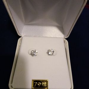 2 Carat ( 6mm) Cubic Zirconia Earrings